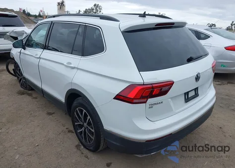 2021 Volkswagen Tiguan 2.0T Se/2.0T Se R-Line Black/2.0T Sel из США, поврежденный, VIN 3VV3B7AX9MM091043